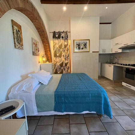 קמפיליה מריטימה B&B La Fucinaia Pet Friendly Adults Only מראה חיצוני תמונה
